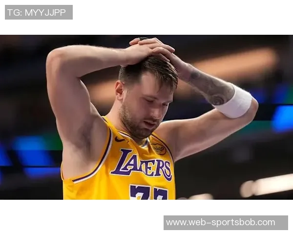 东契奇状态堪忧防守如雕像缺乏拼搏精神引发热议